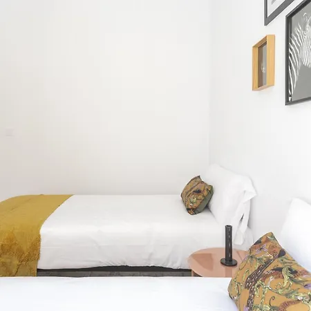 Apartamento De 4 Habitaciones En Santander * Santander