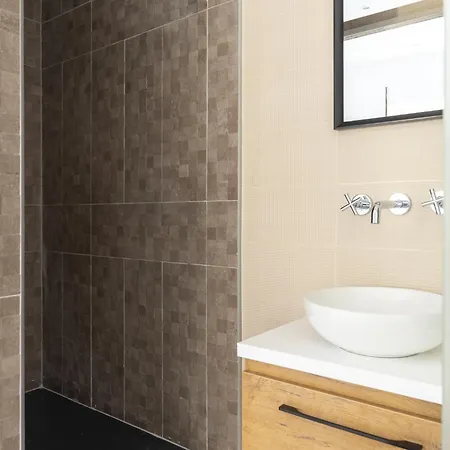 Apartamento De 4 Habitaciones En Santander Apartman *