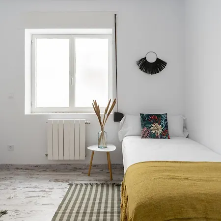 Apartamento De 4 Habitaciones En Santander * Santander